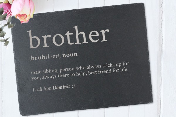 Tischset mit Namen Definition Brother aus Schiefer