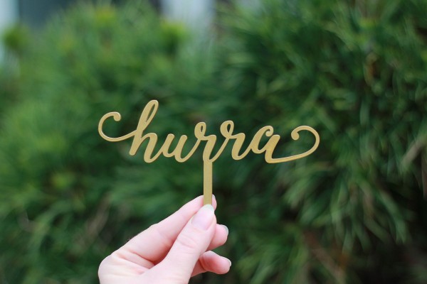 Tortenstecker Cake Topper hurra Schriftzug handletterd